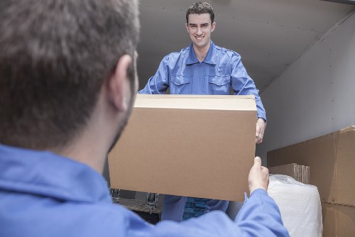 Removals van serving Pimlico residential streets